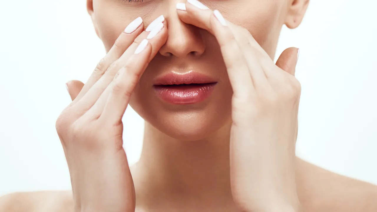 25 Game-Changing Beauty Hacks Every Woman Should Know
