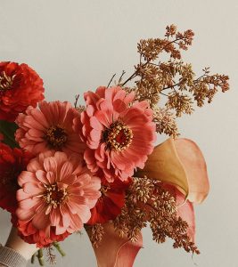 The Fascinating World of Flowers: Beauty, Symbolism, and Benefits
