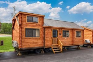 You Won’t Believe What This $16,348 Amish Log Cabin Looks Like Inside – Exclusive Video Tour!