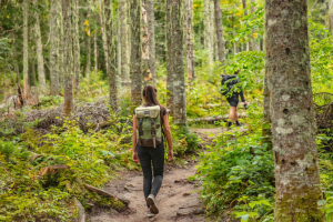 15 surprising benefits of walking every day