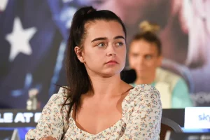 Pro Boxer Georgia O’Connor Dies at 25 Just 2 Weeks After Marrying ‘The Love of My Life’