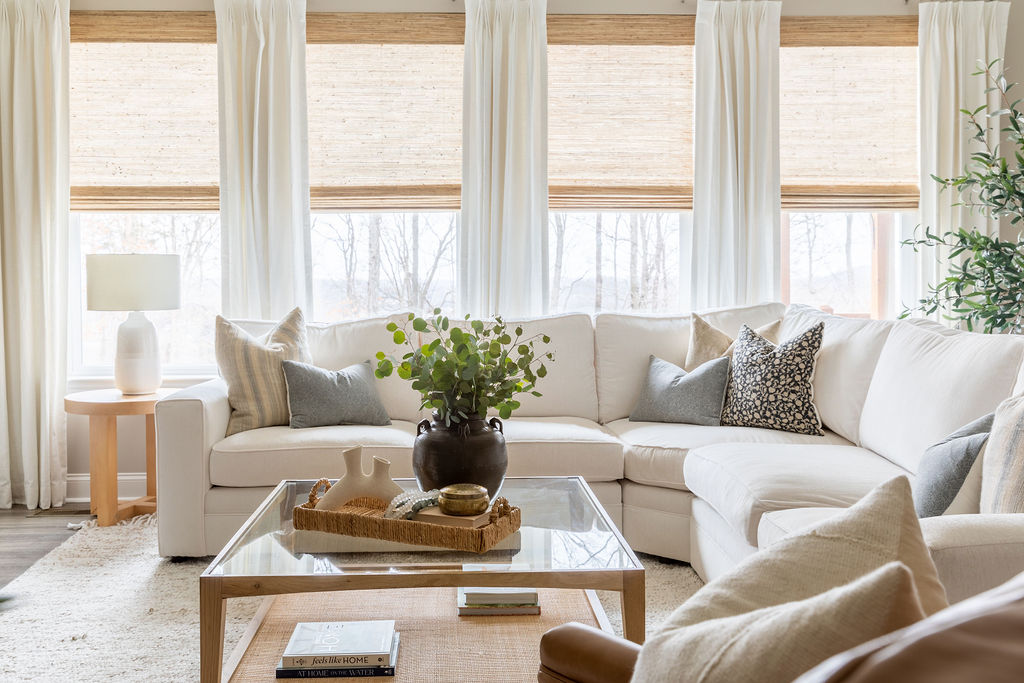 How to Declutter Your Home and Mind: A Complete Guide to Minimalist Living