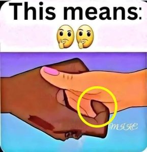 When a man scratches the palm of a woman’s hand, here’s what it means