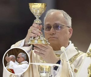 Photo Of Pope Leo At Mass Goes Viral After People Spot ‘Surreal’ Detail