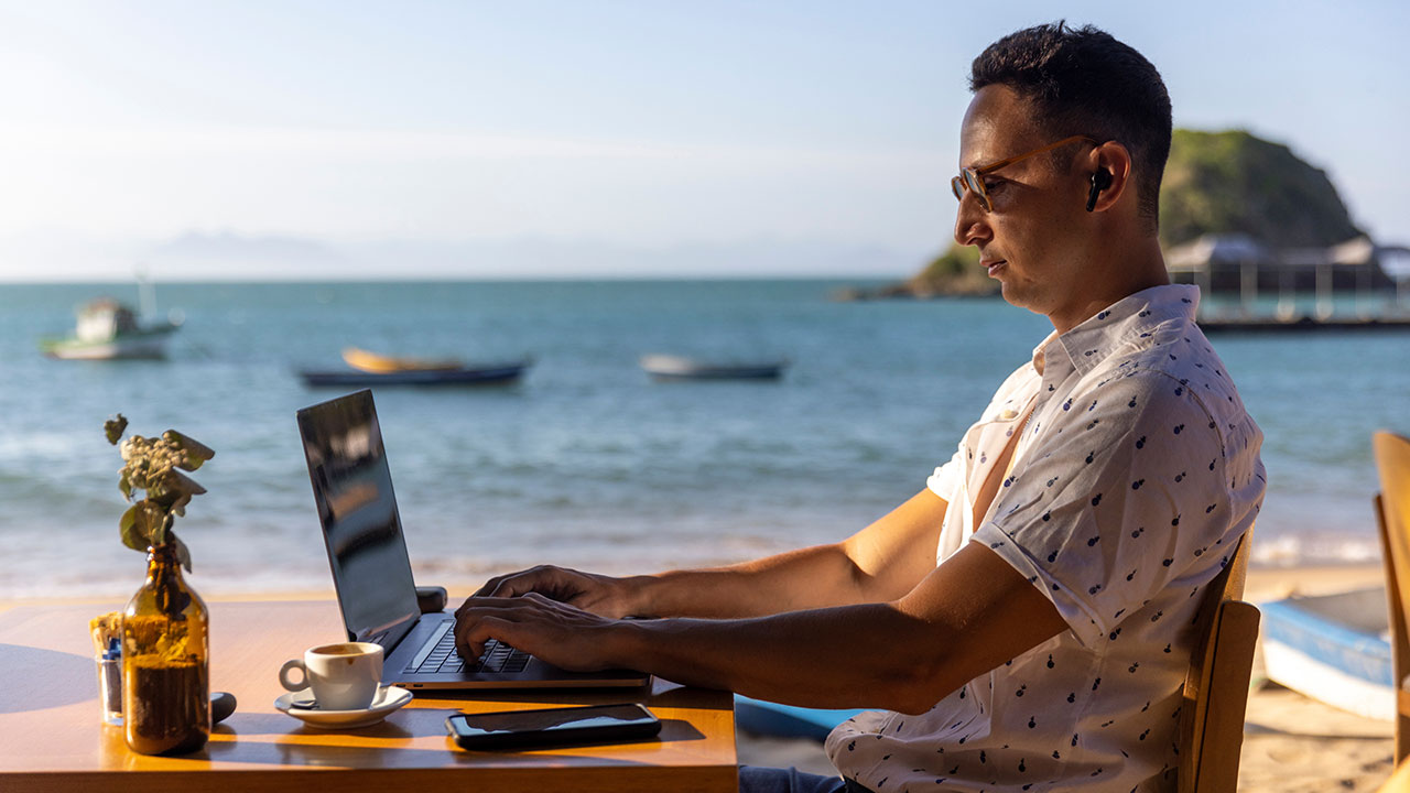 The Digital Nomad Lifestyle: Work, Wander, and Live on Your Own Terms