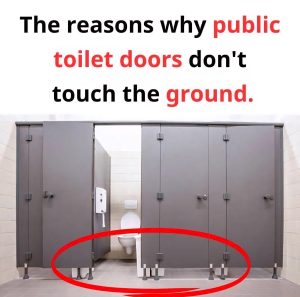 People Shocked to Learn Reason Public Toilet Doors Don’t Touch The Floor