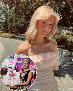It all happened in 39 seconds. In just a few seconds, Darci Lynne went from TALENTED YOUNG WOMAN to
