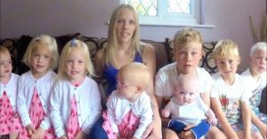Husband suddenly dies and leaves wife with 8 kids, sadly his hidden disease was overlooked by everyone…