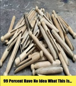 “I have no idea what these are, but I found them at my grandma’s house.” Check the comments