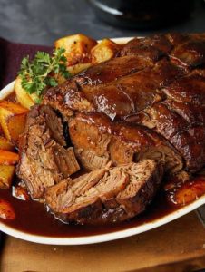 I was this close to giving up on cooking beef roasts—until I found this trick. Now my family begs for it every Sunday!