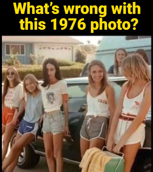 How BFF Relationships Have Changed From the ’90s to Today