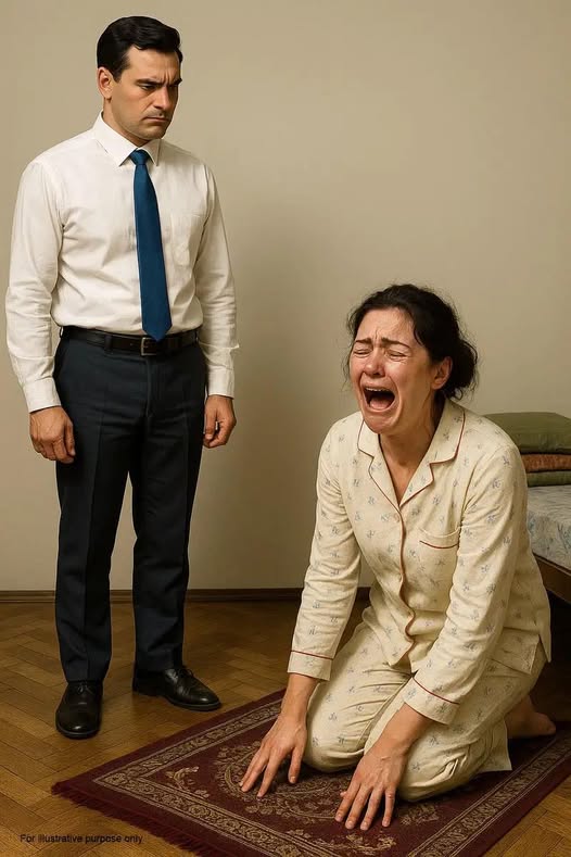 Divorced, my husband threw an old pillow at me with a sneer. When I unzipped it to wash it, I was stunned by what was inside…
