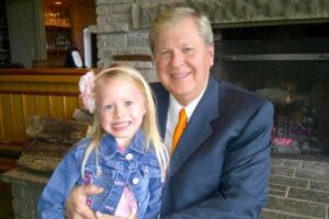 Heartbreaking Goodbye Between 10-Year-Old and Grandfather: ‘I’ll See You in Heaven’