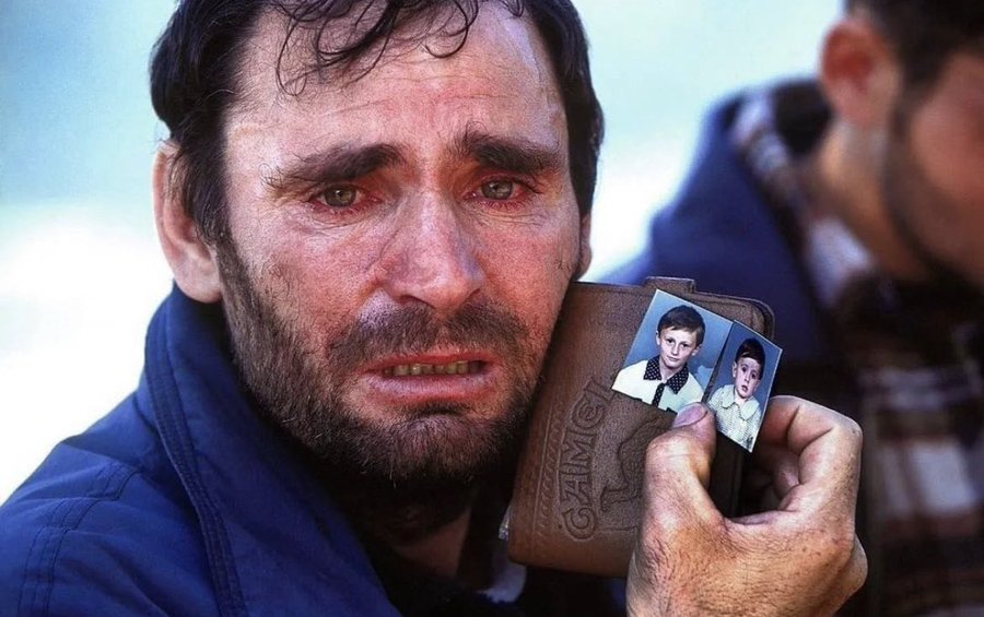 20 of the Most Chilling Photos from History