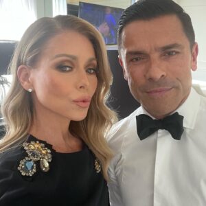20 Minutes ago in New York City, Kelly Ripa was confirmed as…See more