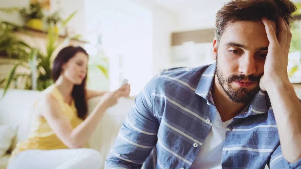 6 ways a man acts when he wants to end a relationship with you