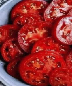 Doctors reveal that eating tomato…