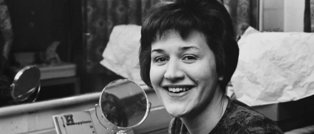 ‘Keeping Up Appearances’ Actress Patricia Routledge Dies At 96