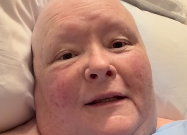 Famous actress shares her latest health news from the hospital amid a fight with stage 4 cancer.