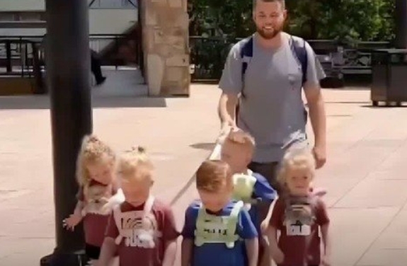 Father Of Quintuplets Sparks Discussion About Whether Leashing His Kids Is Acceptable