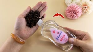 Clove Turmeric Baby Oil: Collagen Oil For Young Glowing Skin At Any Age