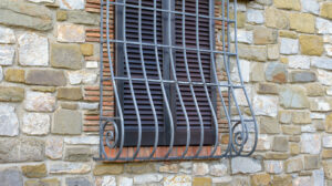 Curved Window Grilles vs. Straight Grilles: Which One Is Better for Your Home?