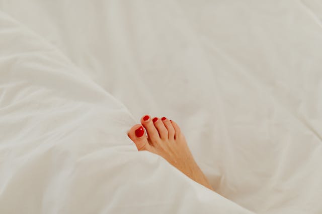 Sleeping Trick? Why Sticking One Foot Out Actually Works