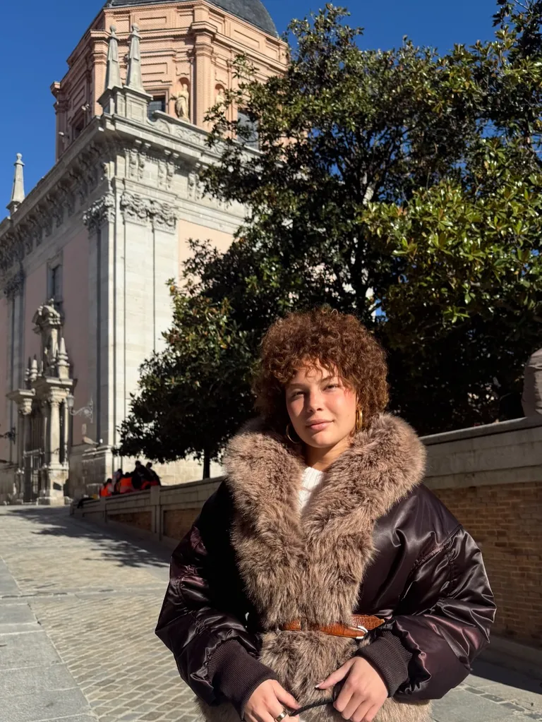 Michael Strahan’s Daughter Isabella Flaunts Gorgeous Curly Hair Following Her Cancer Recovery — See the Photos