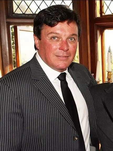 Pop Star Hid His Affair with This Man for 39 Years – They Had a Secret Wedding When He Was 71…. Read full story in comment,.,/,/,/,/,/