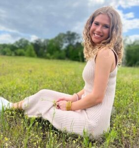 Chloe Jones’ Journey: Rising Above Hardships to Find Joy and Love in Tuscaloosa