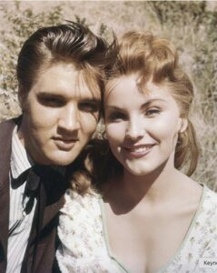 Elvis Presley stole the show in this movie, yet a bizarre detail about his hair went unnoticed