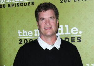 ‘Friends’ and ‘Seinfeld’ actor Pat Finn dies at 60