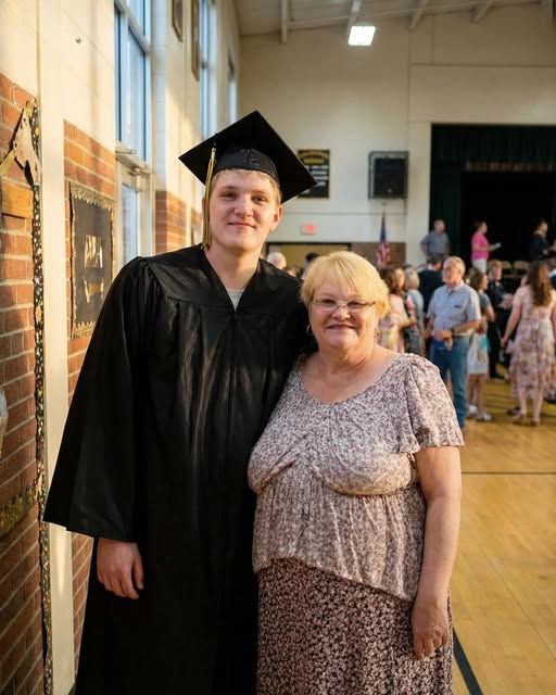 The Dignity of Labor: How a Graduation Speech Redefined “Trash” for a Whole City