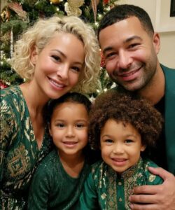 On New Year’s Eve, My Husband Got a Gift from His First Love – After Opening It, He Vanished for Half a Year