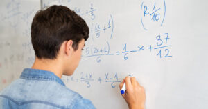 Math problem from 2019 divides the internet