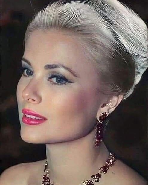 Grace Kelly’s granddaughter is all grown up and looks just like her