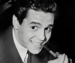 The 103-Year-Old Star Who Still Outshines Everyone — And the Remarkable Legends Proving That Talent Has No Expiration Date