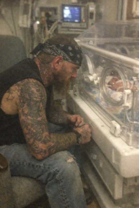 For Nearly Seven Weeks a Quiet Tattooed Biker Refused to Leave the NICU Waiting Room for a Fragile Baby Girl Who Wasn’t His — But When Hospital Security Finally Forced Him Out in Handcuffs, the Monitors Inside Room 4 Suddenly Began Reacting in a Way That Left Doctors Wondering What Connection This Stranger Had to the Tiny Life Fighting to Survive