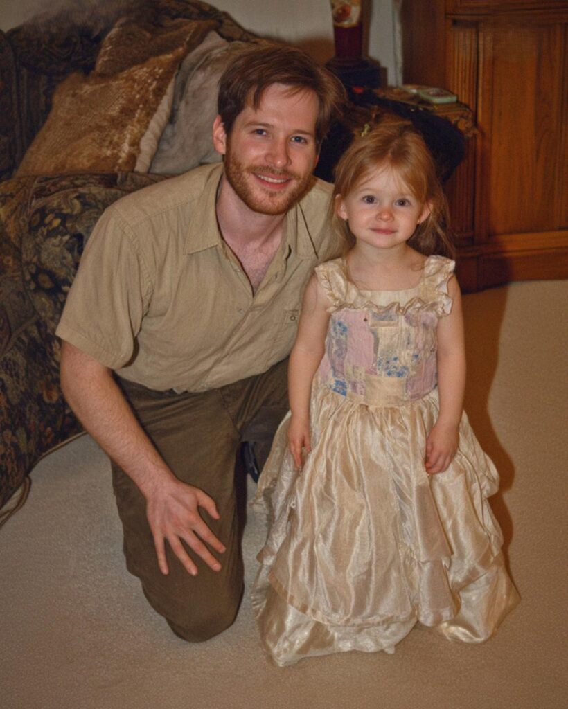 I Sewed My Daughter a Dress for Her Kindergarten Graduation from My Late Wife’s Silk Handkerchiefs – A Rich Classmate’s Mom Called Me ‘Pathetic’, but What Happened Next the Whole Town Would Never Forget