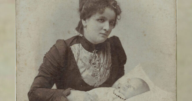 Haunting historical photos and their hidden stories