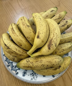 Doctors reveal that eating bananas first thing in the morning causes ….