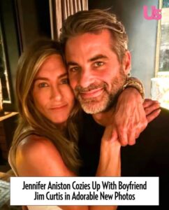 JENNIFER ANISTON’S NEW MAN? Everything We Know About Her Romantic Holiday Weekend with Jim Curtis!