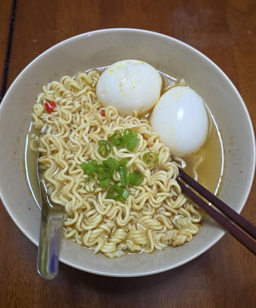 Doctors reveal that eating eggs with noodles causes ….