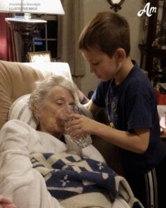 A Little Boy Took Care of His Sick Elderly Neighbor for 3 Years – One Day, He Found a Box from Her in His Yard