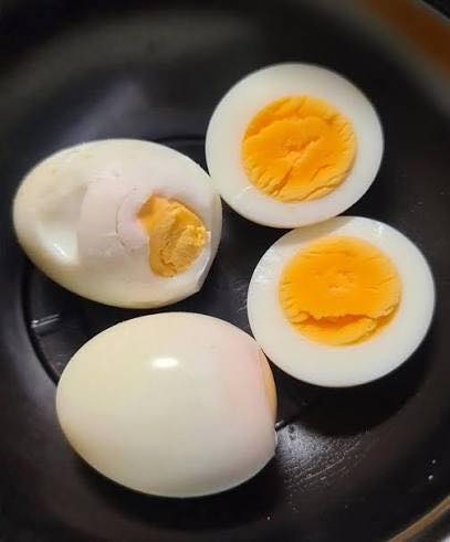 Doctors reveal that eating eggs in the evening causes …