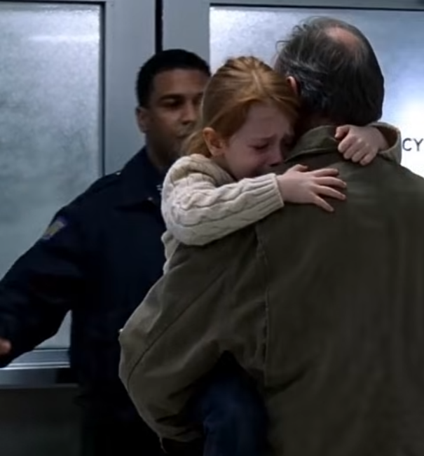 Everyone Screamed When The Boy Jumped Onto The Subway Tracks — But What He Reached For Left The Entire Platform Frozen
