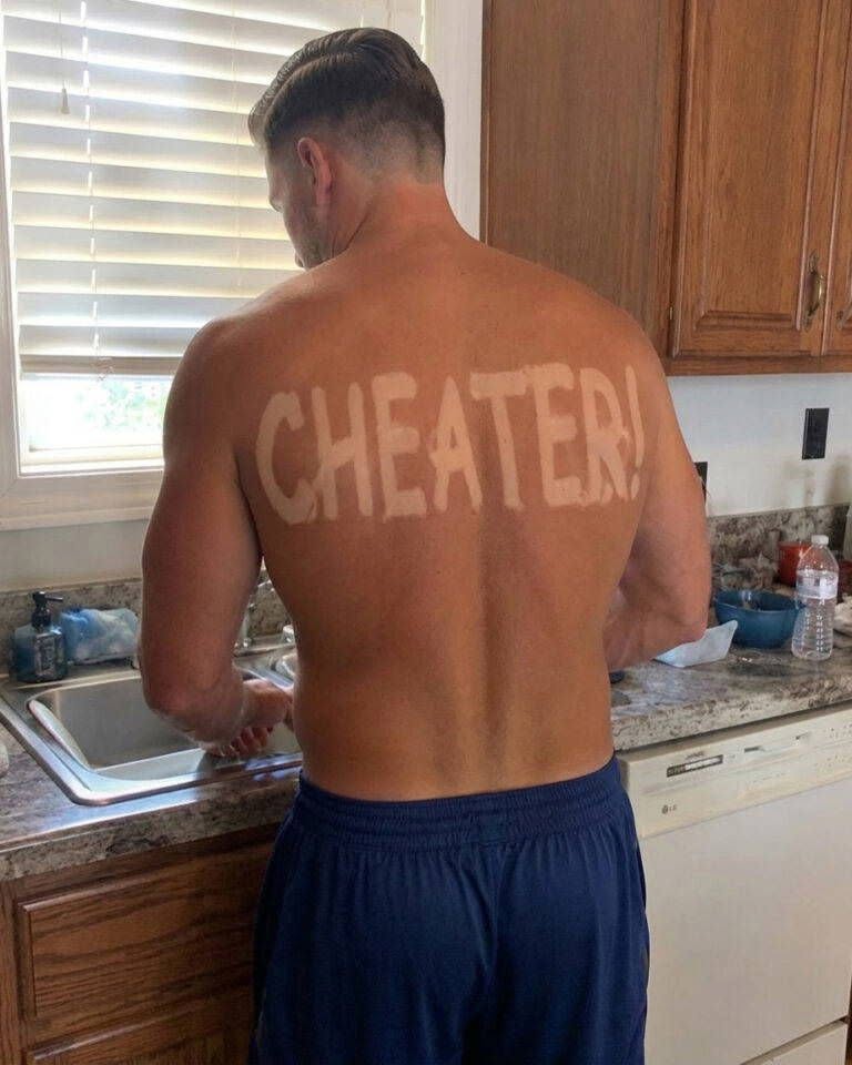 My Husband Came Home from a ‘Business Trip’ with ‘CHEATER!’ Sunburned Across His Back – I Used It to My Advantage