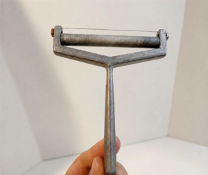 The Internet Couldn’t Figure Out What This Vintage Kitchen Tool Was—Until the Mystery Was Finally Solved